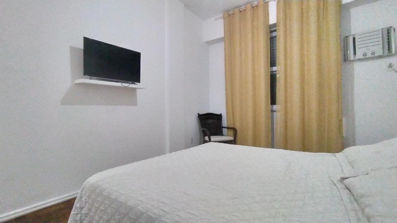 Apartamento Gomes Carneiro 84 - Ipanema *